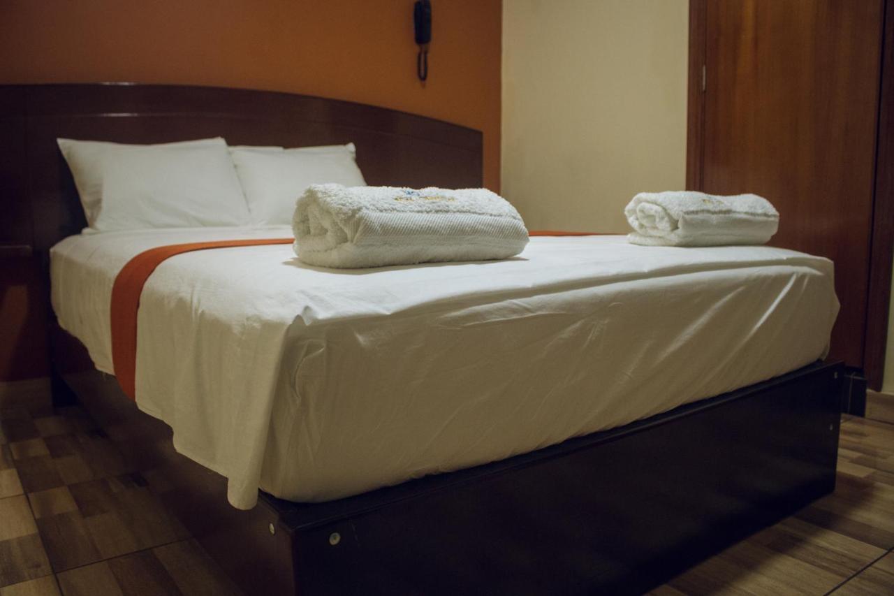 Hotel Real Chimbote Exteriör bild